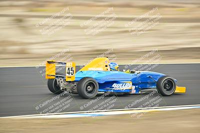 media/Jan-26-2025-CalClub SCCA (Sun) [[cfcea7df88]]/Group 2/Race/